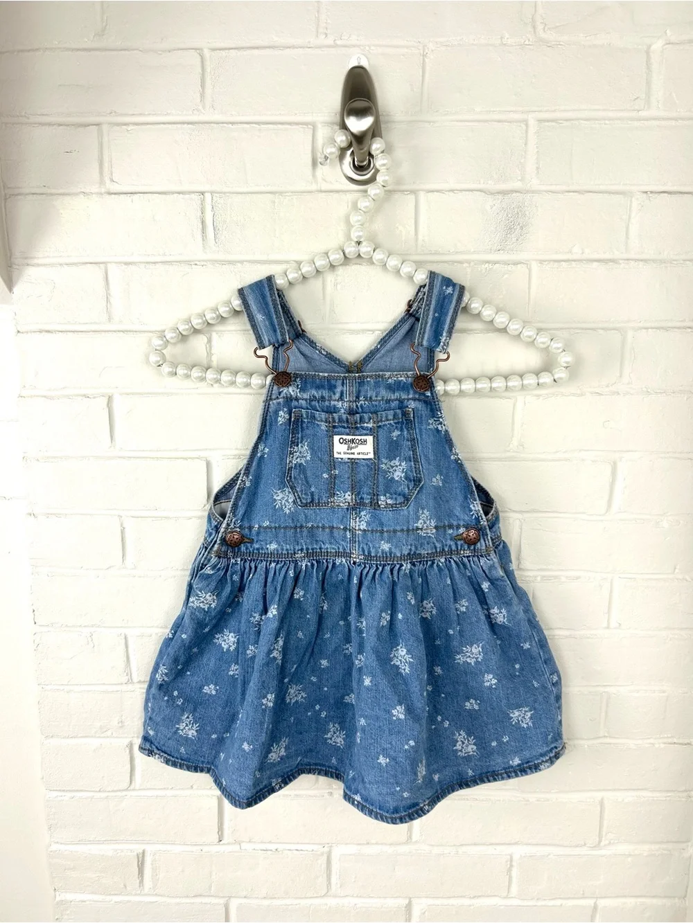 OshKosh B’Gosh Girls Floral Denim Overalls Dress Size 3T